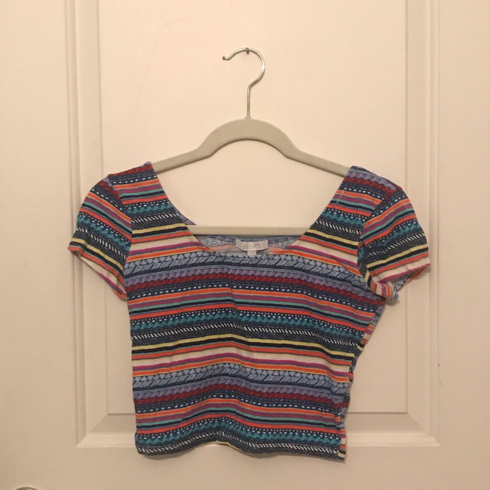 Delia’s crop top vibrant pattern